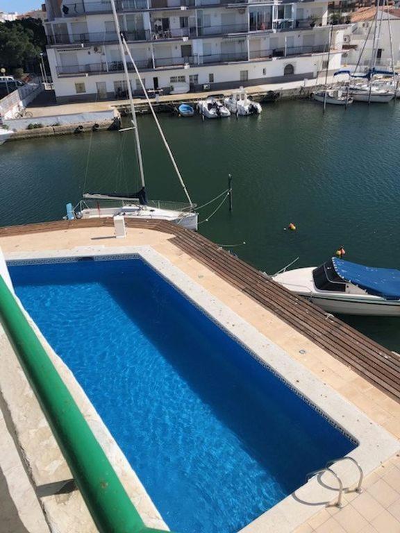 Bonito Apartamento En Roses Zona Familiar Kültér fotó