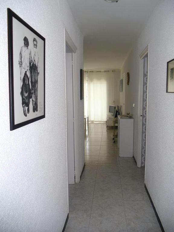 Bonito Apartamento En Roses Zona Familiar Kültér fotó