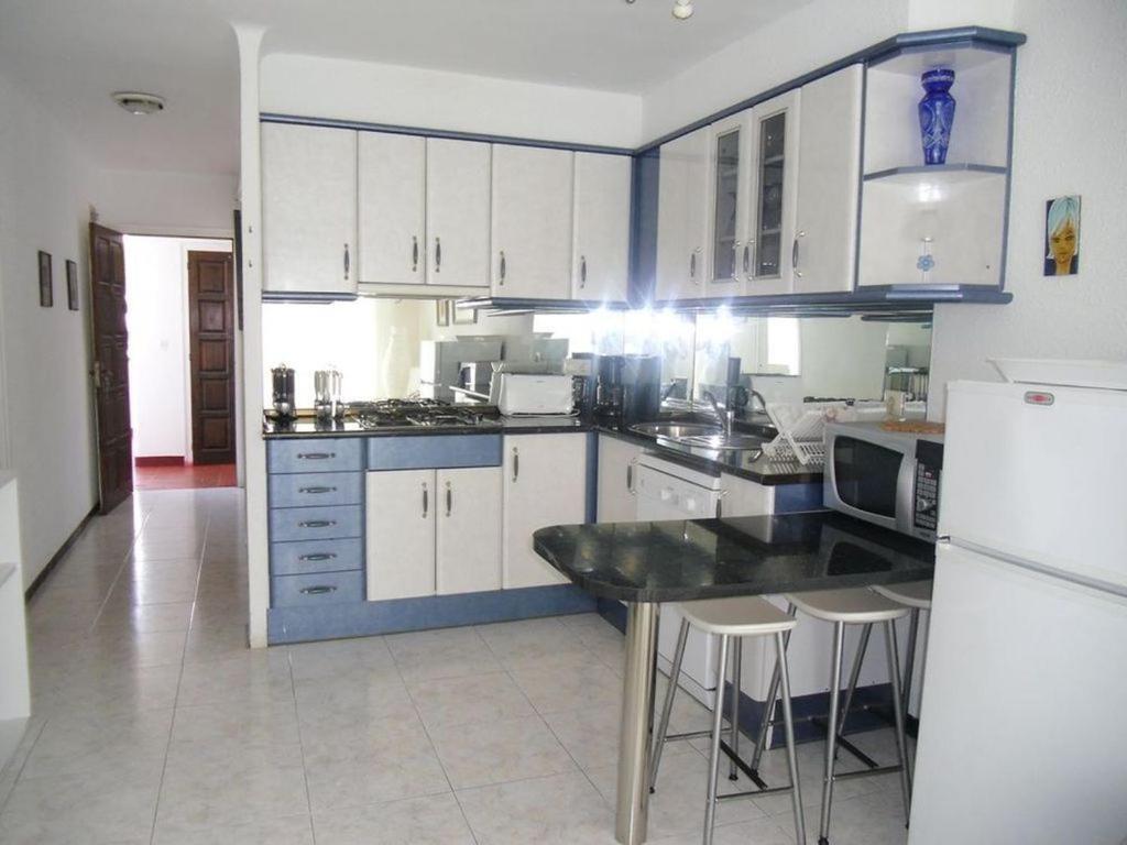 Bonito Apartamento En Roses Zona Familiar Kültér fotó